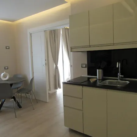Viola's Apartment *
